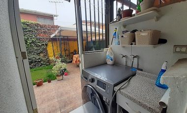 CASA EN PASAJE CERRADO / SAN PABLO / JOSÉ MANUEL GUZMAN