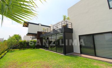 MAGNO RESIDENCIAL: Lujosa, luminosa y amplia residencia. ¡Conocela!