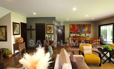 MAGNO RESIDENCIAL: Lujosa, luminosa y amplia residencia. ¡Conocela!