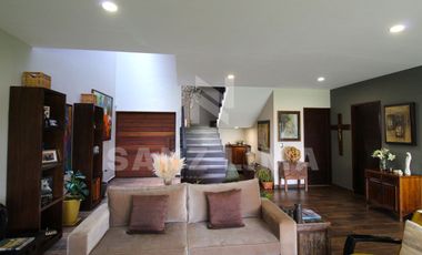 MAGNO RESIDENCIAL: Lujosa, luminosa y amplia residencia. ¡Conocela!