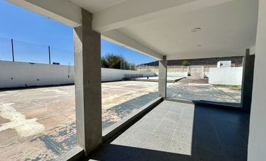 TERRENO COMERCIAL EN RENTA CON EXCELENTE UBICACION EN REAL DE JURIQUILLA, QRO