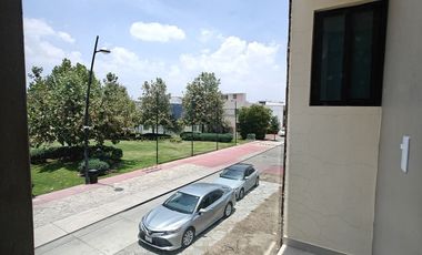 Casa en Renta en Solares