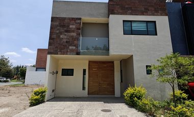Casa en Renta en Solares