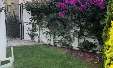 Casa en renta en Lomas Country Club