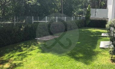 Casa en renta en Lomas Country Club