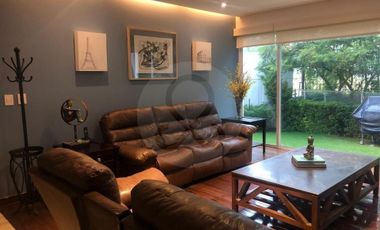 Casa en renta en Lomas Country Club
