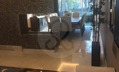 Casa en renta en Lomas Country Club