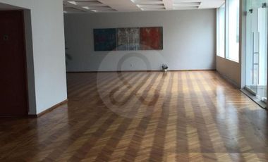 Casa en renta en Lomas Country Club