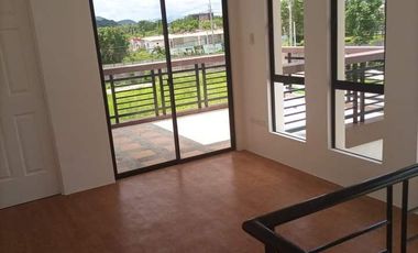 Affordable yet elegant House with Mt. Makiling view For Sale at Calamba Laguna