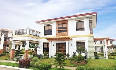 Affordable yet elegant House with Mt. Makiling view For Sale at Calamba Laguna