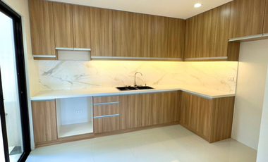 Brilliant Modern Duplex House and Lot for Sale in Royal South Village, Las Piñas