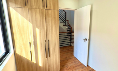 Brilliant Modern Duplex House and Lot for Sale in Royal South Village, Las Piñas