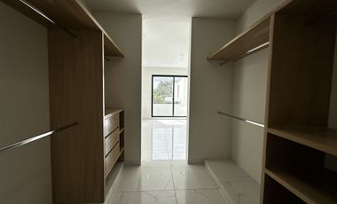 CASA EN VENTA UBICADA EN PARQUE NATURA I, CHOLUL, YUCATÁN