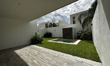 CASA EN VENTA UBICADA EN PARQUE NATURA I, CHOLUL, YUCATÁN