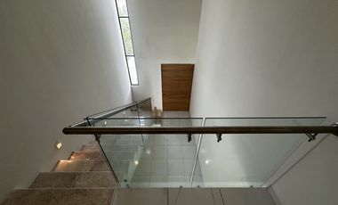 CASA EN VENTA UBICADA EN PARQUE NATURA I, CHOLUL, YUCATÁN