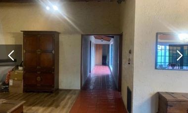 Casa en venta en la Herradura. Un piso y jardín