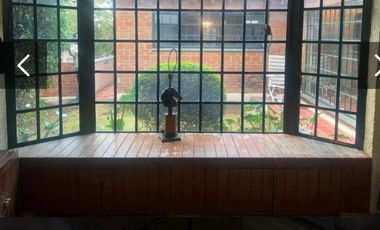 Casa en venta en la Herradura. Un piso y jardín