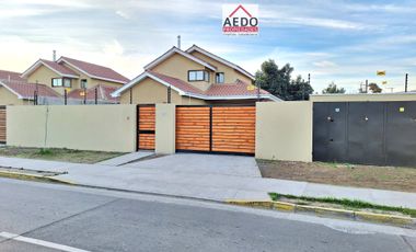 Se Arrienda Hermosa Casa de dos pisos, comuna de La Cruz