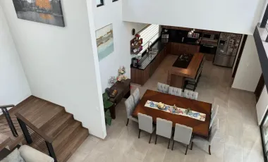 Casa en venta en Rincón de Alcántara, Saltillo, Coahuila de Zaragoza