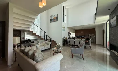 Casa en venta en Rincón de Alcántara, Saltillo, Coahuila de Zaragoza