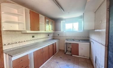 Casa en Arriendo en Casa u Oficina en Villa Triana, Rancagua (Cercano a plaza V. Triana)