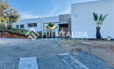 Casa en Venta en CC_ Camino el Toro, Lomas del Puangue