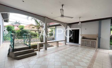 4 Bedrooms 3 Bathrooms in East Pattaya