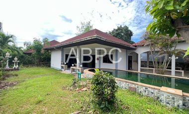 4 Bedrooms 3 Bathrooms in East Pattaya