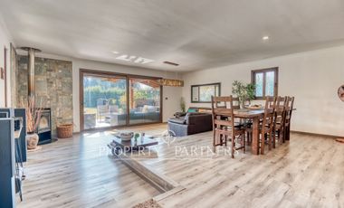 Casa en exclusivo Condominio, Camino El Oliveto