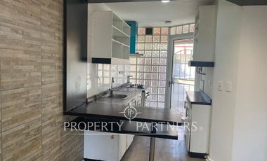 Moderna propiedad centrica en Peñaflor.