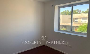 Moderna propiedad centrica en Peñaflor.