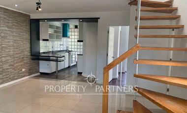 Moderna propiedad centrica en Peñaflor.