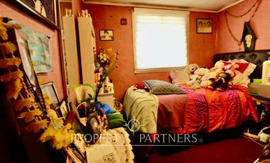 Propiedad ideal para inversión, con 2 arriendos de $1.000.000 consolidados.