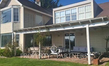 Amplia casa en Santa María del Mar