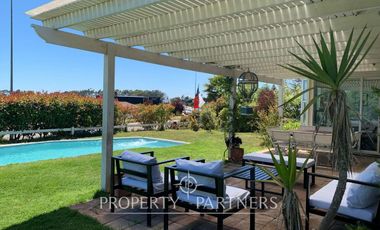 Amplia casa en Santa María del Mar