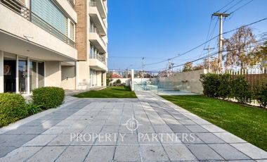 Venta Moderno departamento Gran vista, ubicación inmejorable en La Reina Central.