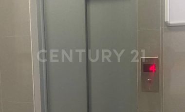 ARRIENDO OFICINA PEQUEÑA EN EDIFICIO FIOREE PONTEVEDRA CERCA CLINICA SHAIO