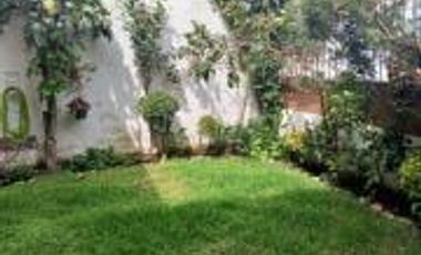 CASA EN VENTA EN CONJUNTO ATRÁS DE LA ESTACIÓN RIO COCA