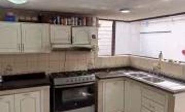 CASA EN VENTA EN CONJUNTO ATRÁS DE LA ESTACIÓN RIO COCA