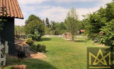 Casa en Venta en Condominio Los Cantaros