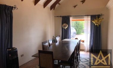 Casa en Arriendo en Condominio Los Cantaros