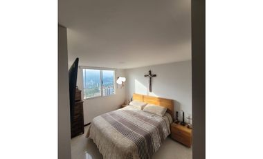 Venta amplio apartamento en La Estrella, vista a la ciudad