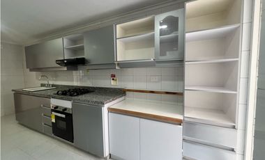 Se arrienda apartamento en Medellin sector Laureles