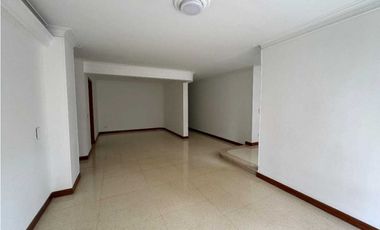 Se arrienda apartamento en Medellin sector Laureles