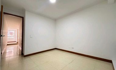 Se arrienda apartamento en Medellin sector Laureles