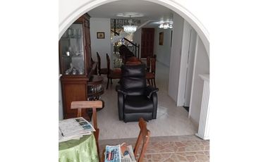 Venta casa unifamiliar en Simon Bolivar, Almeria