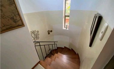 Se vende casa Duplex en Sabaneta sector San José z