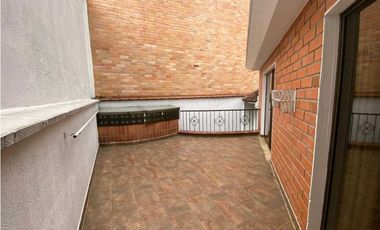 Se vende casa Duplex en Sabaneta sector San José z