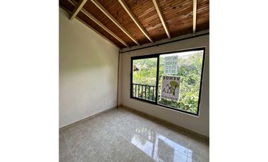 Venta casa unifamiliar en La Estrella sector Suramerica