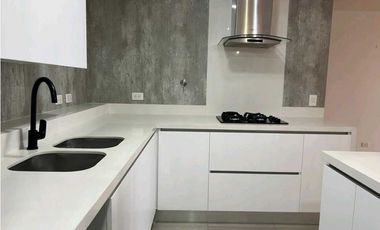 Arriendo apartamento en Envigado- Las Brujas